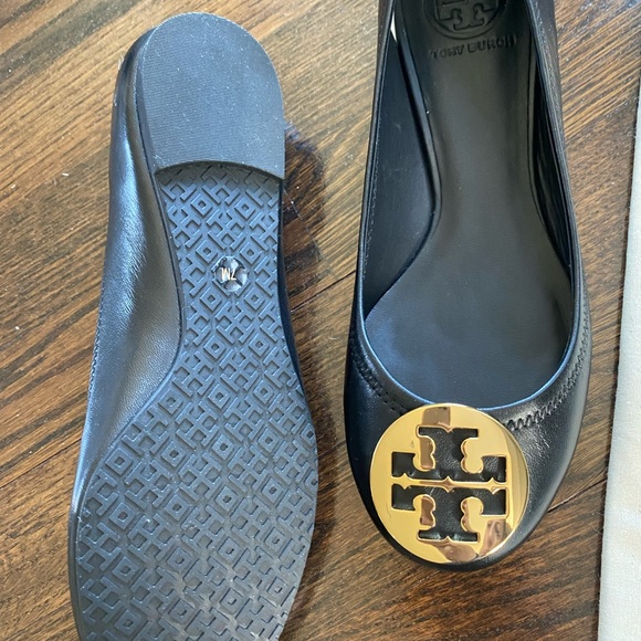 BRAND NEW Tory Burch Reva Flats - Picture 5 of 6